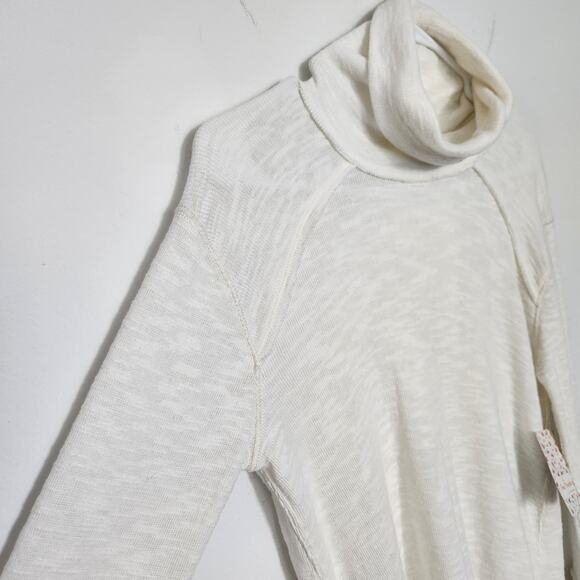 Free People We The Free Knit Pullover XS Split Back Ivory Beach Cozy Oversized - Picture 5 of 8